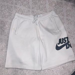 Men’s cotton Nike shorts